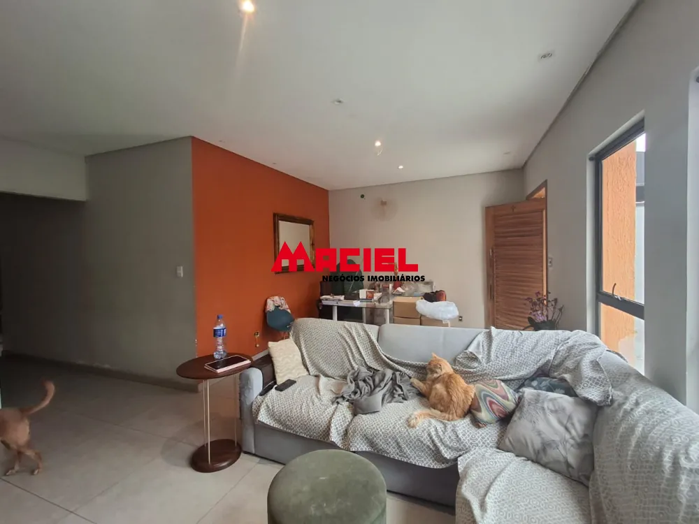 Alugar Casa / Sobrado em S&atilde;o Jos&eacute; dos Campos R$ 5.000,00 - Foto 1