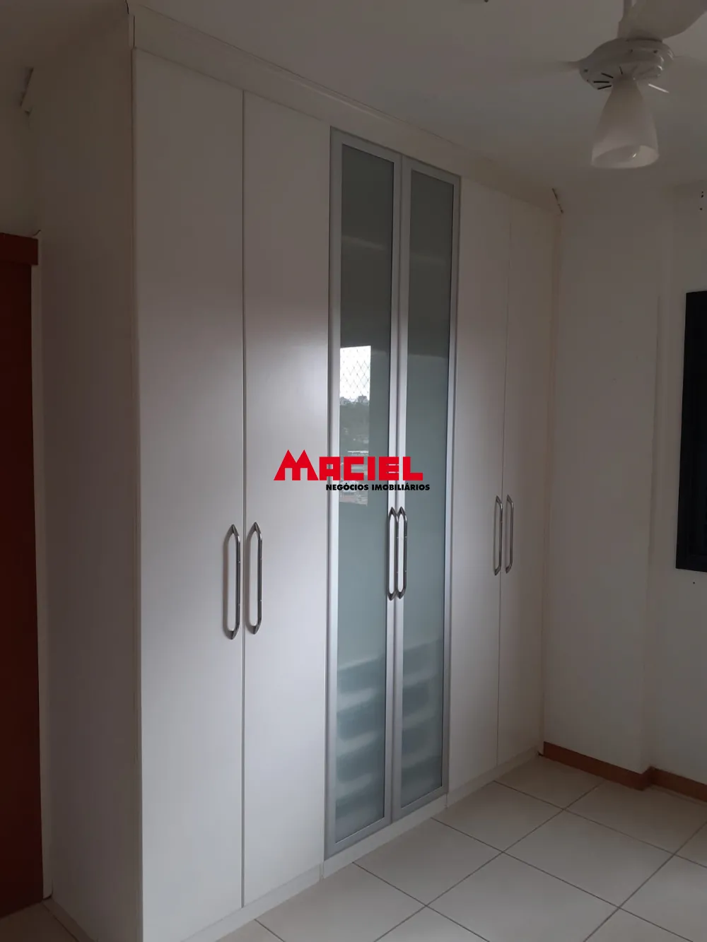 Alugar Apartamento / Padr&atilde;o em S&atilde;o Jos&eacute; dos Campos R$ 4.700,00 - Foto 12