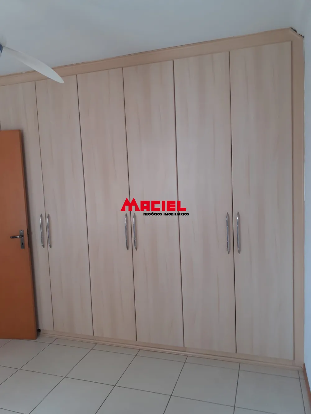 Alugar Apartamento / Padr&atilde;o em S&atilde;o Jos&eacute; dos Campos R$ 4.700,00 - Foto 13