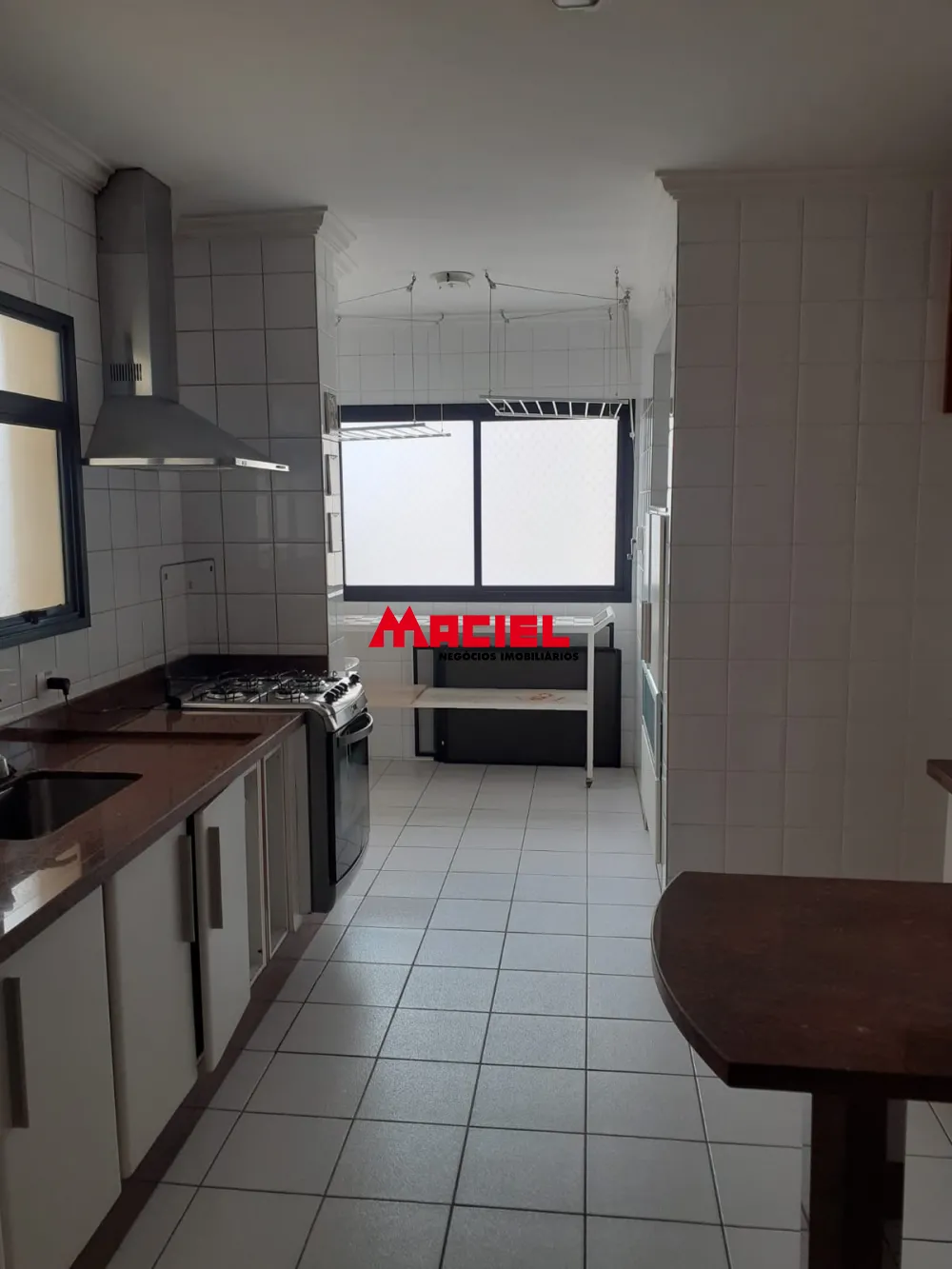 Alugar Apartamento / Padr&atilde;o em S&atilde;o Jos&eacute; dos Campos R$ 4.700,00 - Foto 18