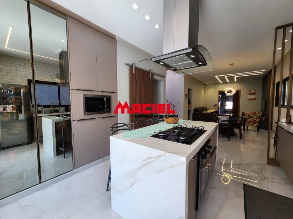 Comprar Casa / Sobrado em S&atilde;o Jos&eacute; dos Campos R$ 1.550.000,00 - Foto 12