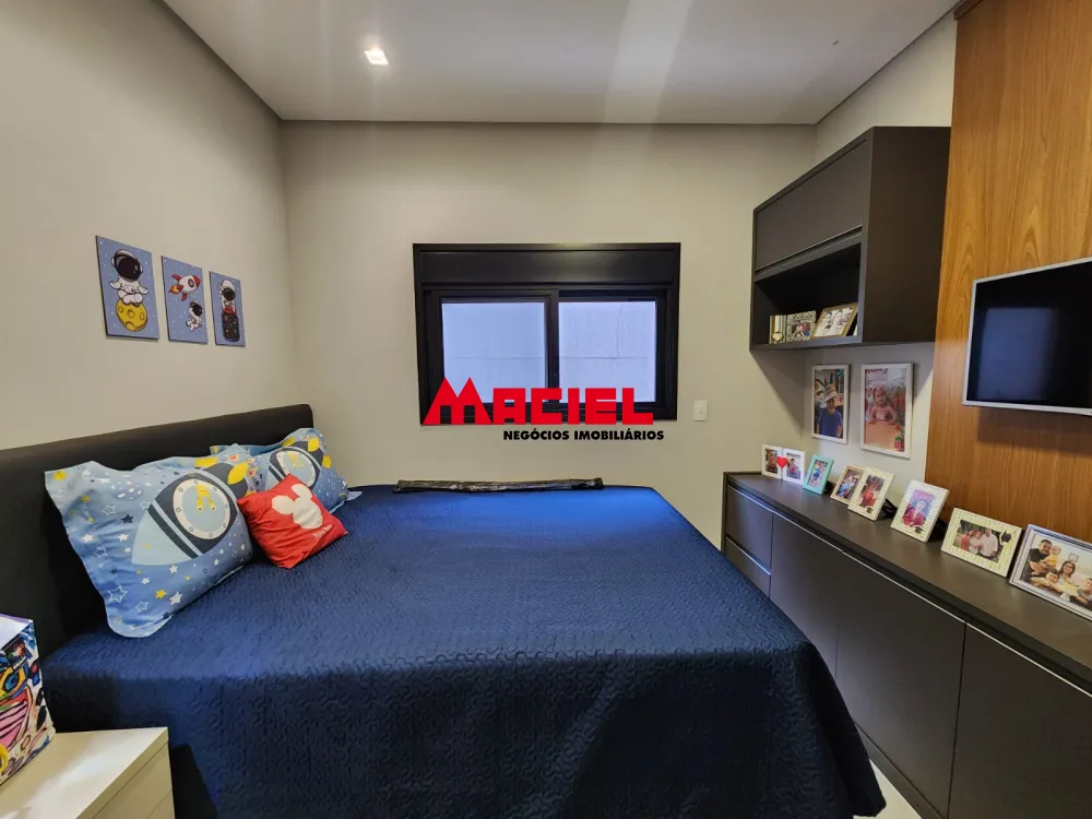 Comprar Casa / Sobrado em S&atilde;o Jos&eacute; dos Campos R$ 1.550.000,00 - Foto 18