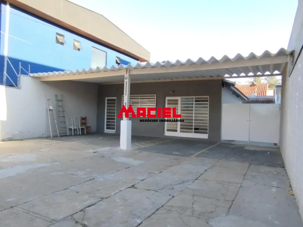 Alugar Casa / Padr&atilde;o em S&atilde;o Jos&eacute; dos Campos R$ 3.000,00 - Foto 9