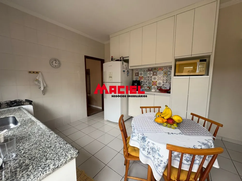 Comprar Casa / Padr&atilde;o em S&atilde;o Jos&eacute; dos Campos R$ 450.000,00 - Foto 4
