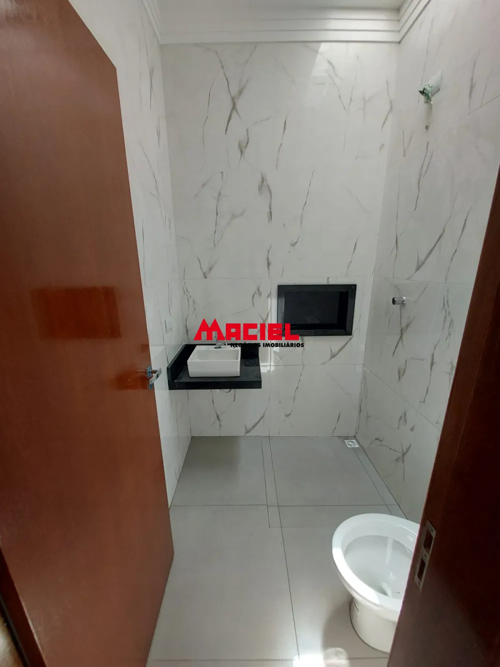 Comprar Casa / Padr&atilde;o em S&atilde;o Jos&eacute; dos Campos R$ 850.000,00 - Foto 12