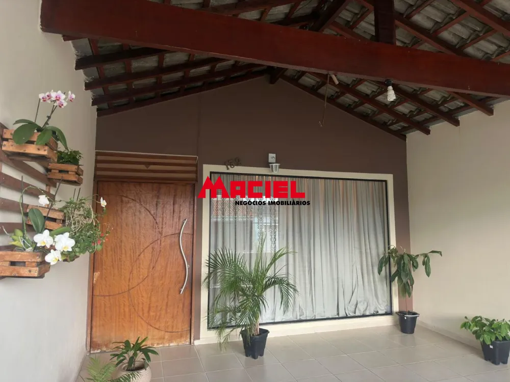 Comprar Casa / Padr&atilde;o em S&atilde;o Jos&eacute; dos Campos R$ 403.000,00 - Foto 1