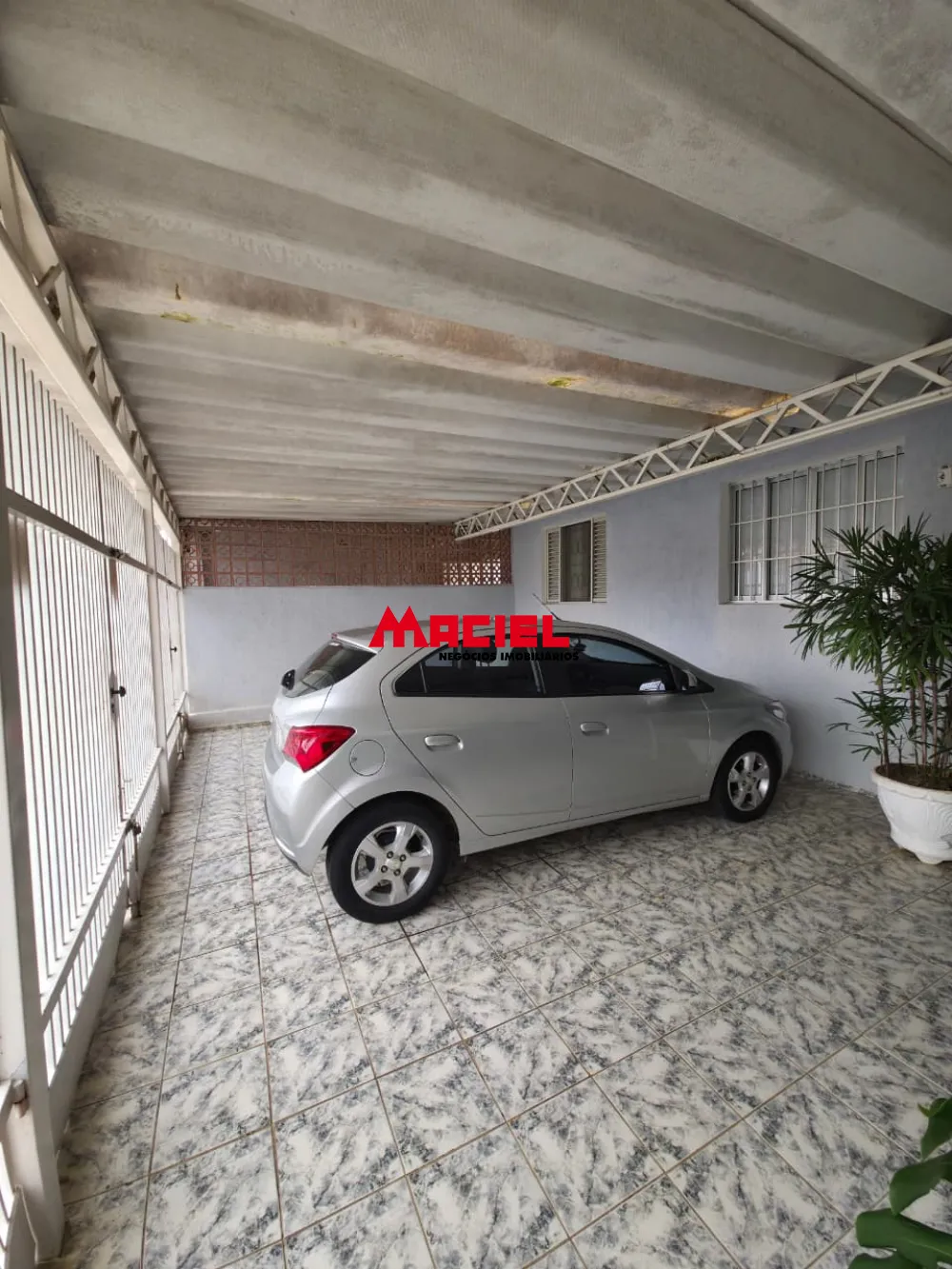 Comprar Casa / Padr&atilde;o em S&atilde;o Jos&eacute; dos Campos R$ 670.000,00 - Foto 3