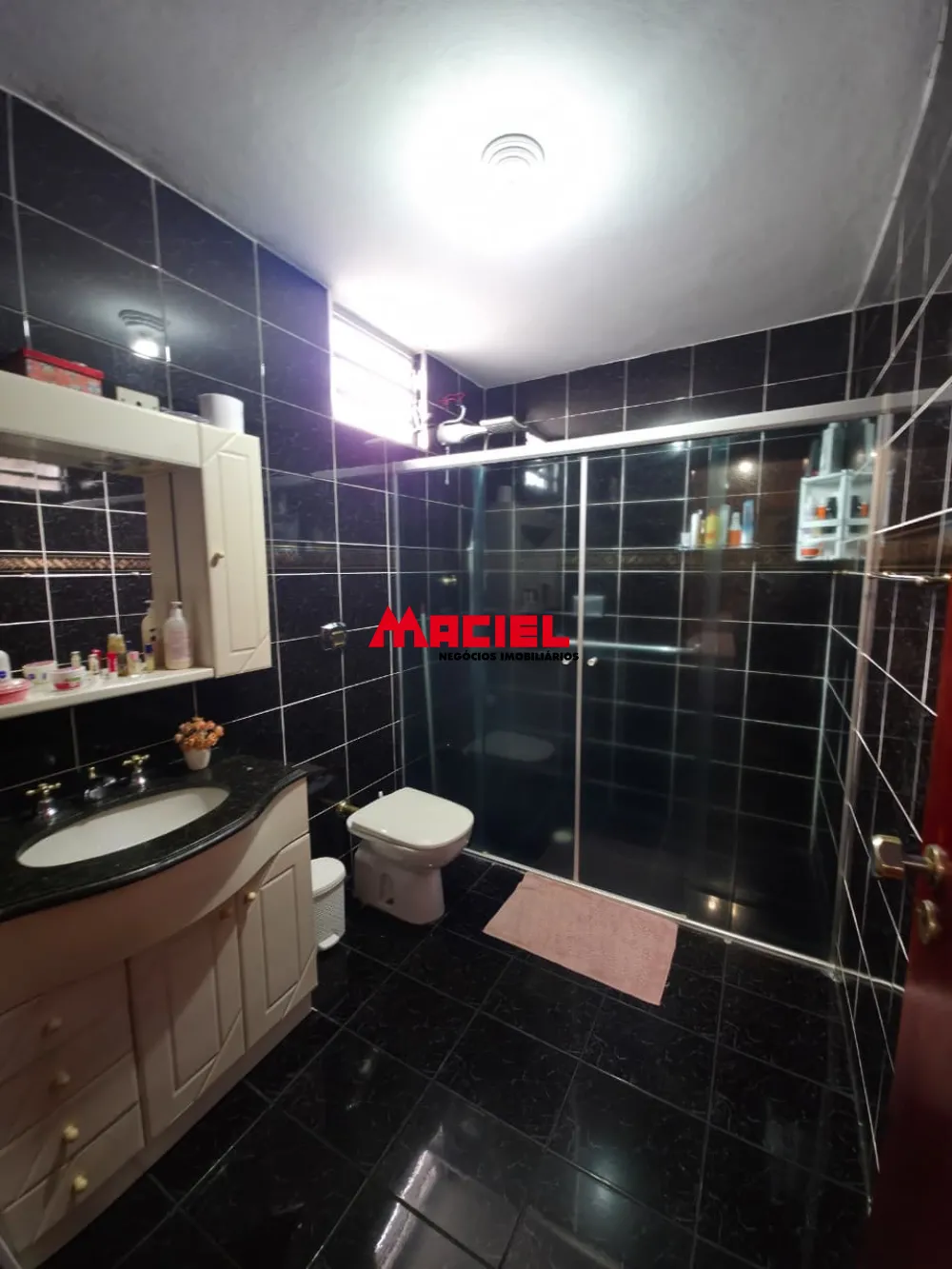 Comprar Casa / Padr&atilde;o em S&atilde;o Jos&eacute; dos Campos R$ 670.000,00 - Foto 9