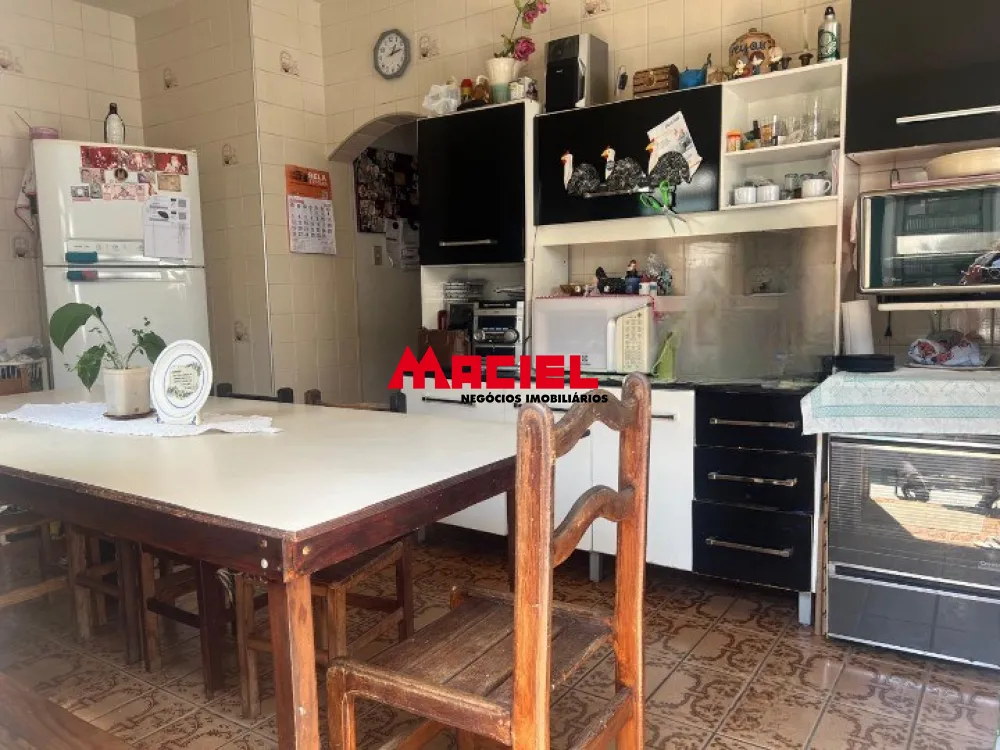 Comprar Casa / Padr&atilde;o em S&atilde;o Jos&eacute; dos Campos R$ 700.000,00 - Foto 4