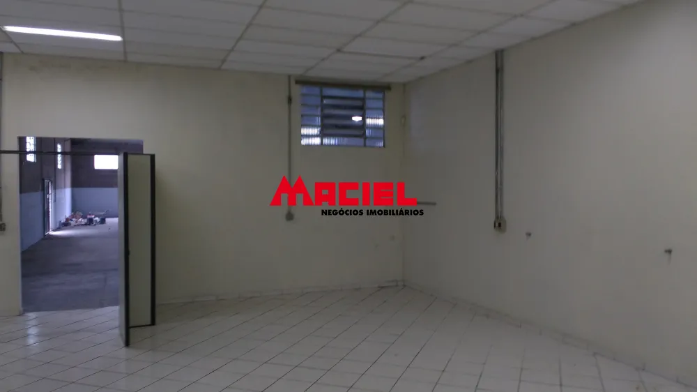 Alugar Comercial / Galp&atilde;o em S&atilde;o Jos&eacute; dos Campos R$ 15.000,00 - Foto 36