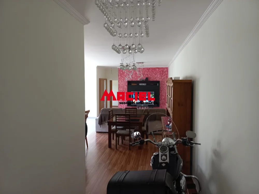 Comprar Casa / Padr&atilde;o em S&atilde;o Jos&eacute; dos Campos R$ 750.000,00 - Foto 19
