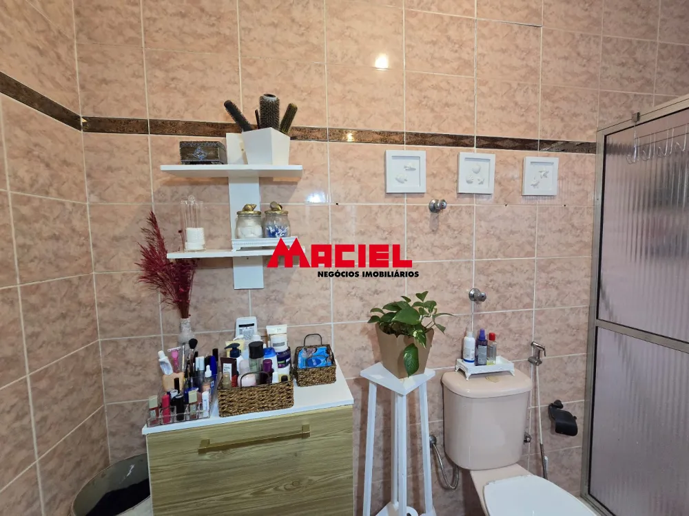 Comprar Casa / Padr&atilde;o em S&atilde;o Jos&eacute; dos Campos R$ 800.000,00 - Foto 15