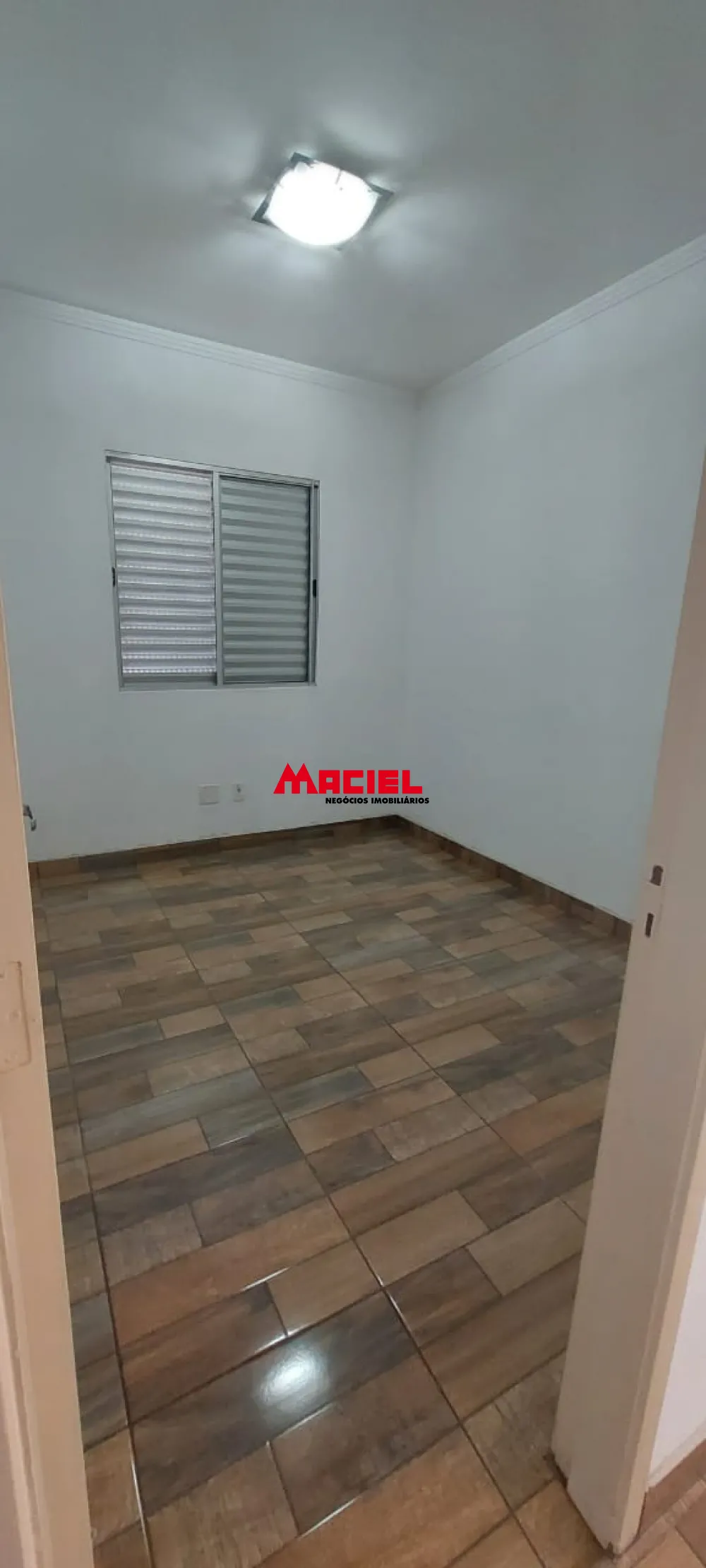 Alugar Apartamento / Padr&atilde;o em S&atilde;o Jos&eacute; dos Campos R$ 1.780,00 - Foto 5