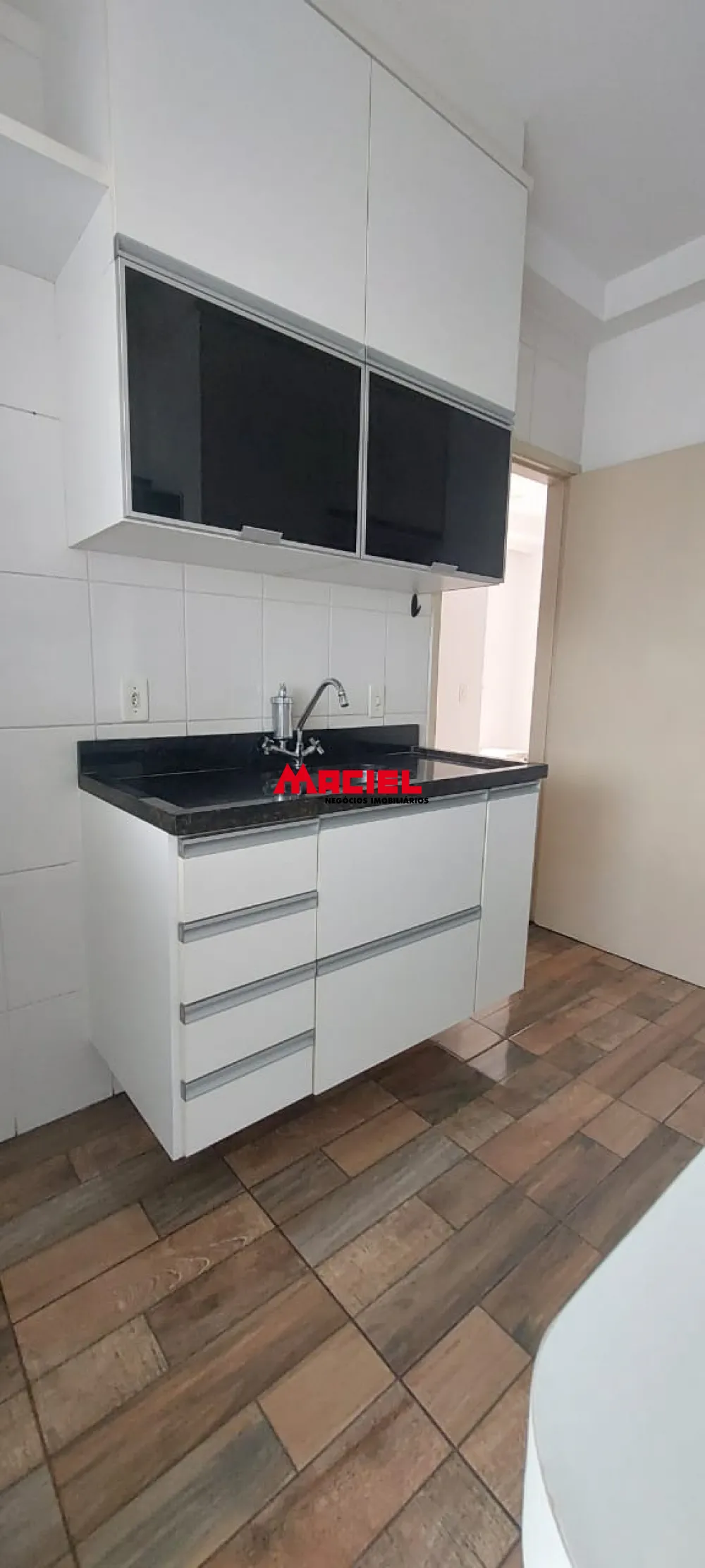 Alugar Apartamento / Padr&atilde;o em S&atilde;o Jos&eacute; dos Campos R$ 1.780,00 - Foto 15