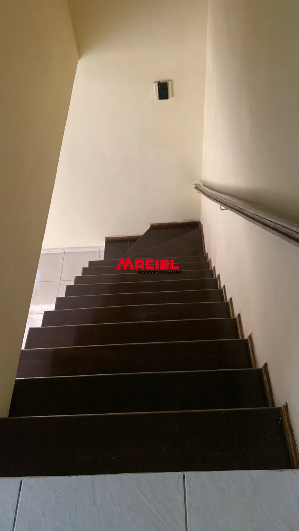 Alugar Casa / Sobrado em S&atilde;o Jos&eacute; dos Campos R$ 2.500,00 - Foto 6