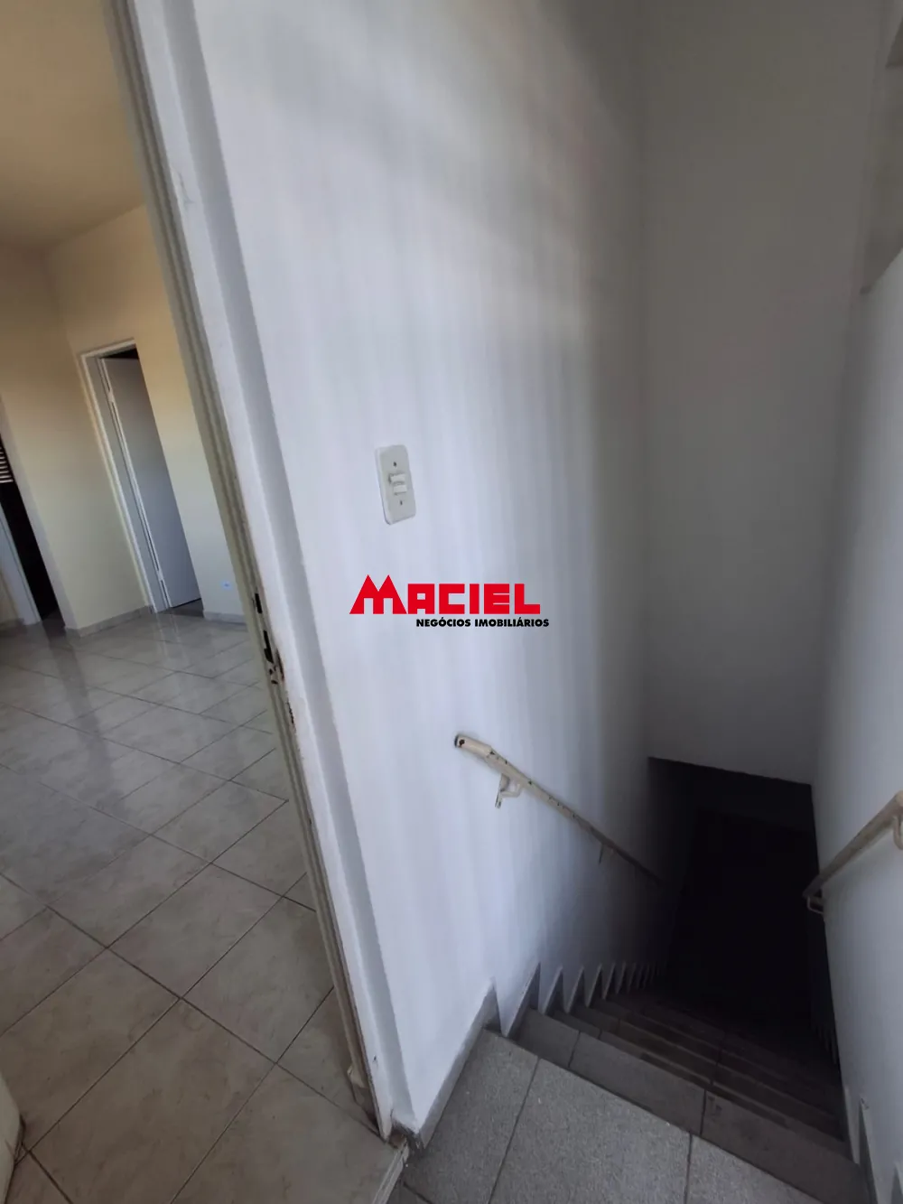 Alugar Casa / Padr&atilde;o em S&atilde;o Jos&eacute; dos Campos R$ 1.900,00 - Foto 7