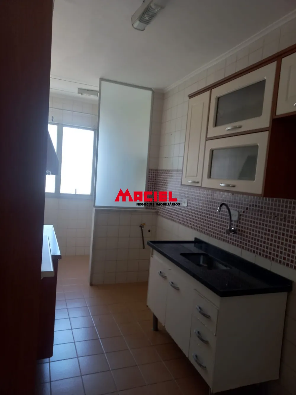 Alugar Apartamento / Padr&atilde;o em S&atilde;o Jos&eacute; dos Campos R$ 2.100,00 - Foto 8