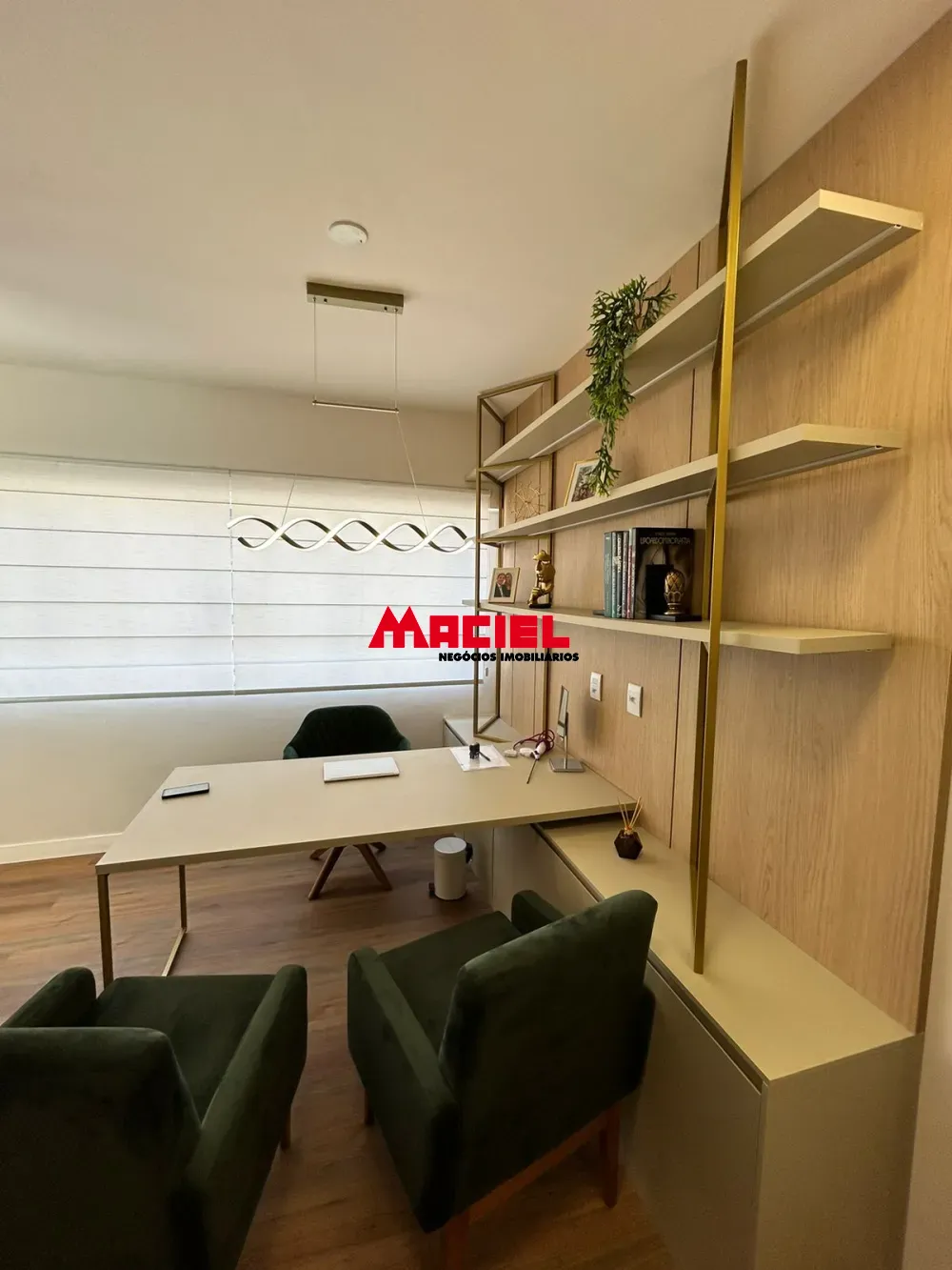 Alugar Comercial / Sala em S&atilde;o Jos&eacute; dos Campos R$ 2.640,00 - Foto 4