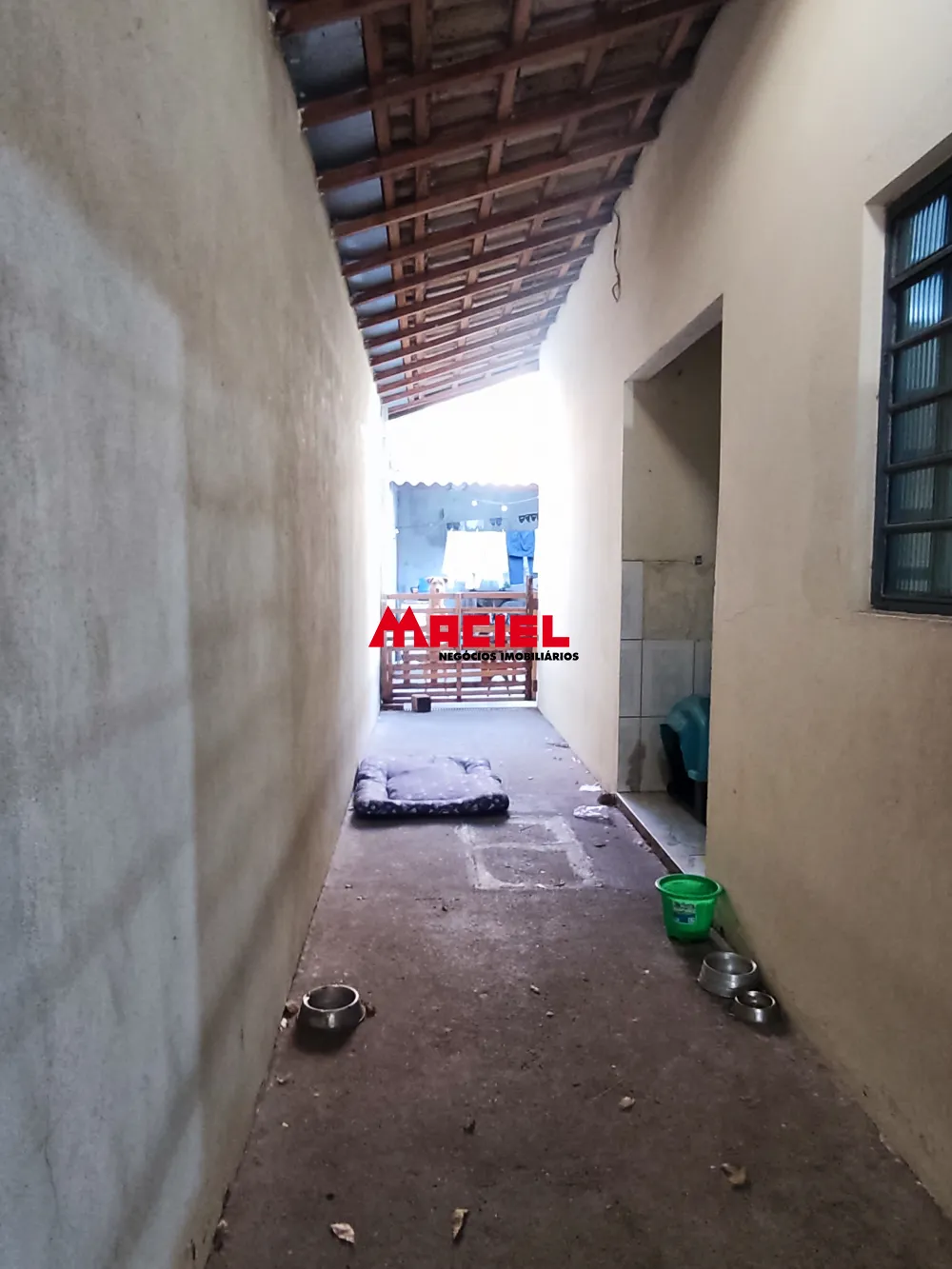 Comprar Casa / Padr&atilde;o em S&atilde;o Jos&eacute; dos Campos R$ 385.000,00 - Foto 2