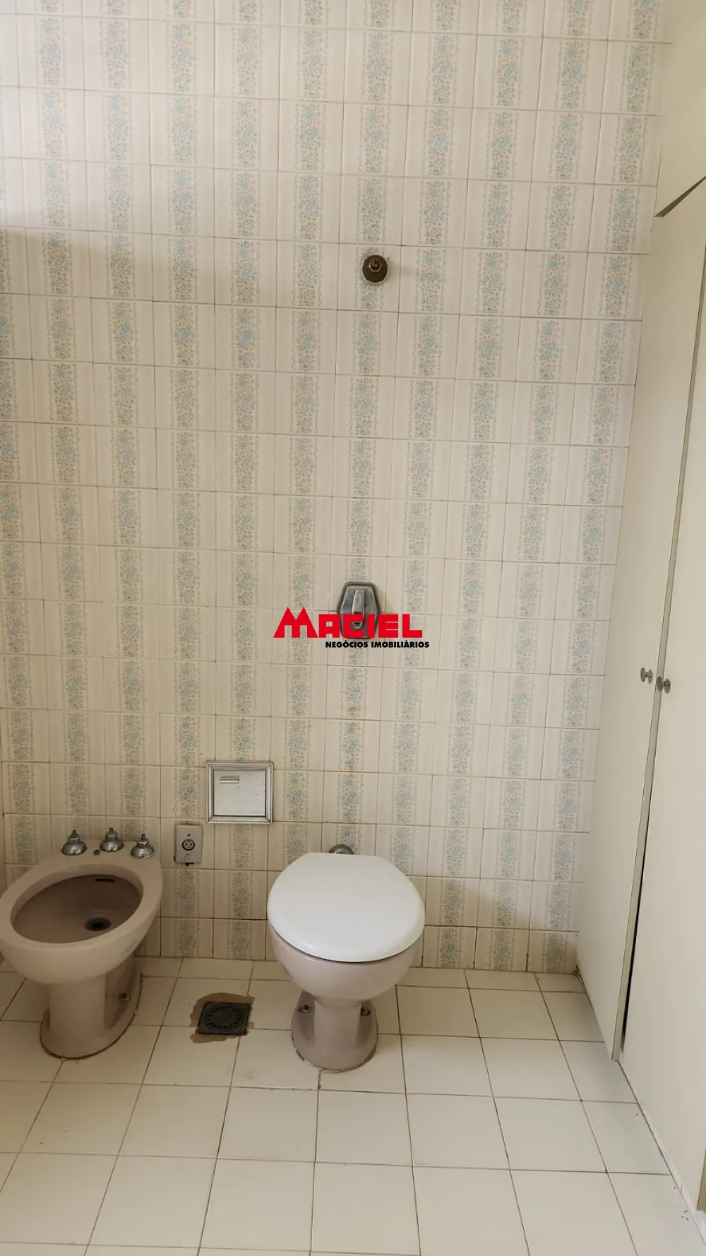 Comprar Casa / Sobrado em S&atilde;o Jos&eacute; dos Campos R$ 1.470.000,00 - Foto 9