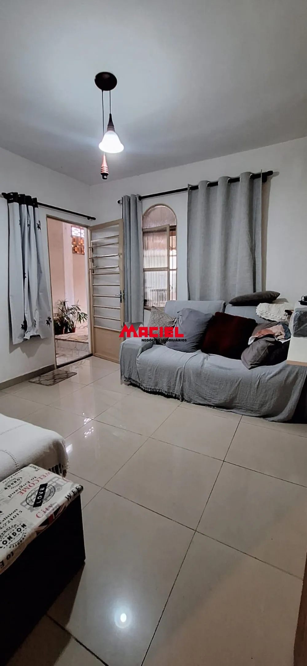 Comprar Casa / Padr&atilde;o em S&atilde;o Jos&eacute; dos Campos R$ 270.000,00 - Foto 1