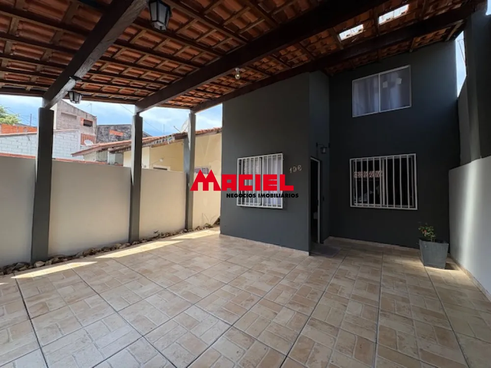 Comprar Casa / Padr&atilde;o em S&atilde;o Jos&eacute; dos Campos R$ 360.000,00 - Foto 2