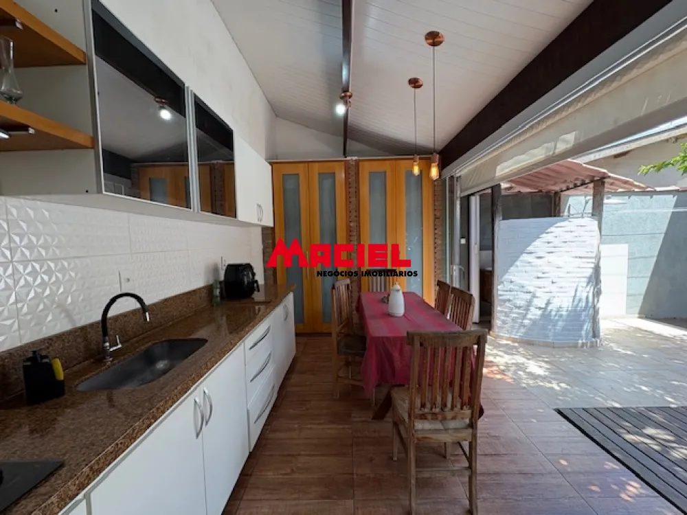 Comprar Casa / Padr&atilde;o em S&atilde;o Jos&eacute; dos Campos R$ 360.000,00 - Foto 24