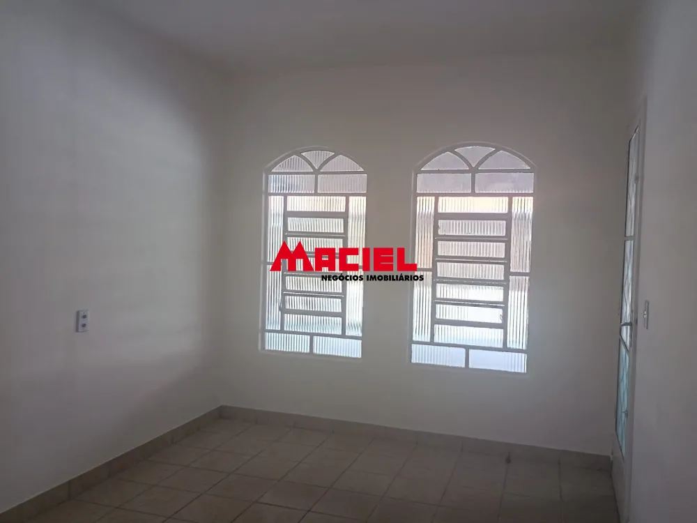 Alugar Casa / Padr&atilde;o em S&atilde;o Jos&eacute; dos Campos R$ 2.800,00 - Foto 10