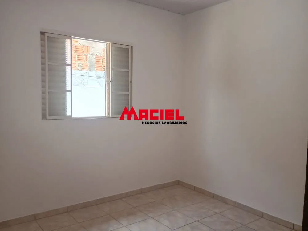 Alugar Casa / Padr&atilde;o em S&atilde;o Jos&eacute; dos Campos R$ 2.800,00 - Foto 16