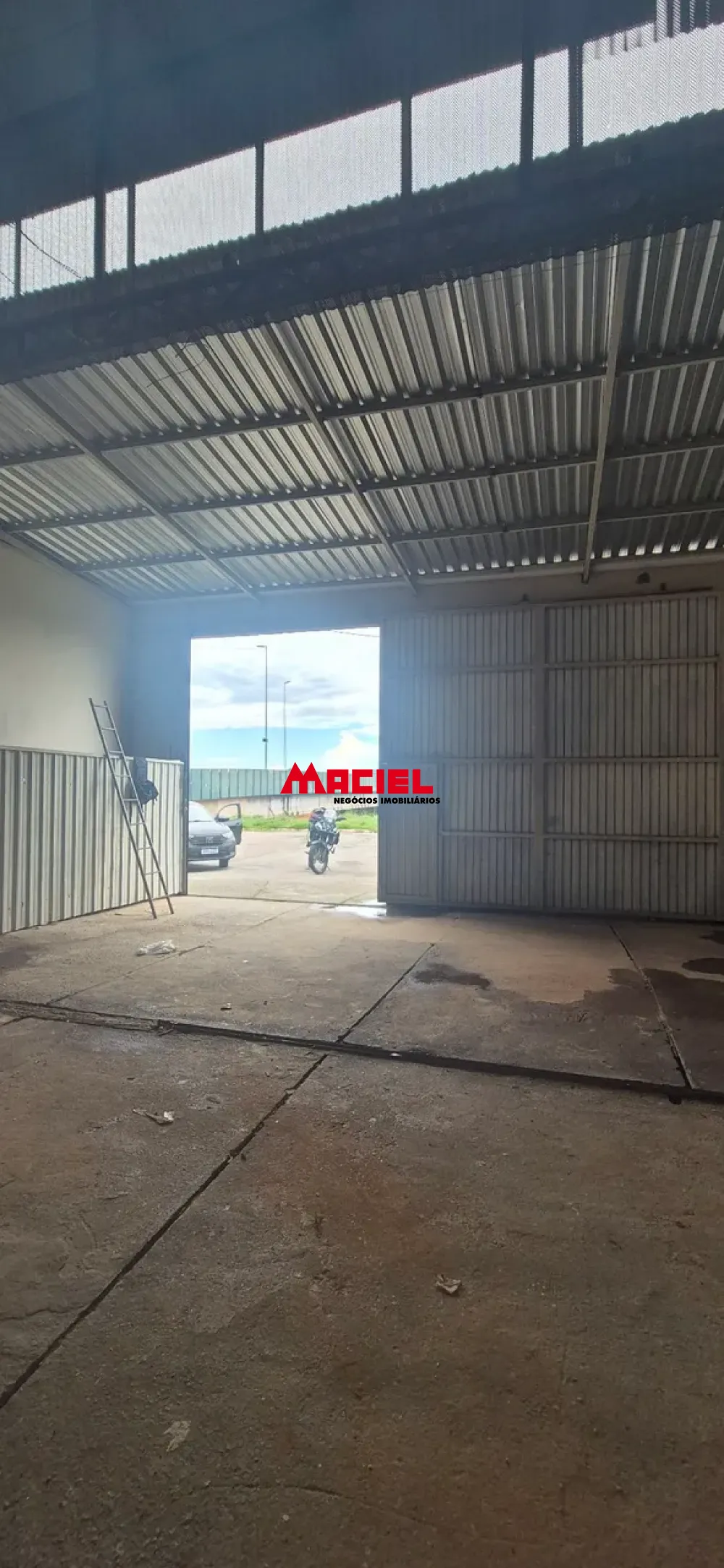 Alugar Comercial / Galp&atilde;o em S&atilde;o Jos&eacute; dos Campos R$ 5.000,00 - Foto 3