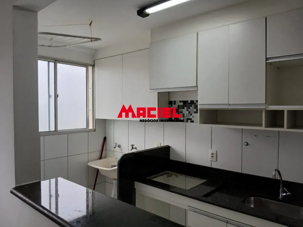 Alugar Apartamento / Padr&atilde;o em S&atilde;o Jos&eacute; dos Campos R$ 2.100,00 - Foto 1