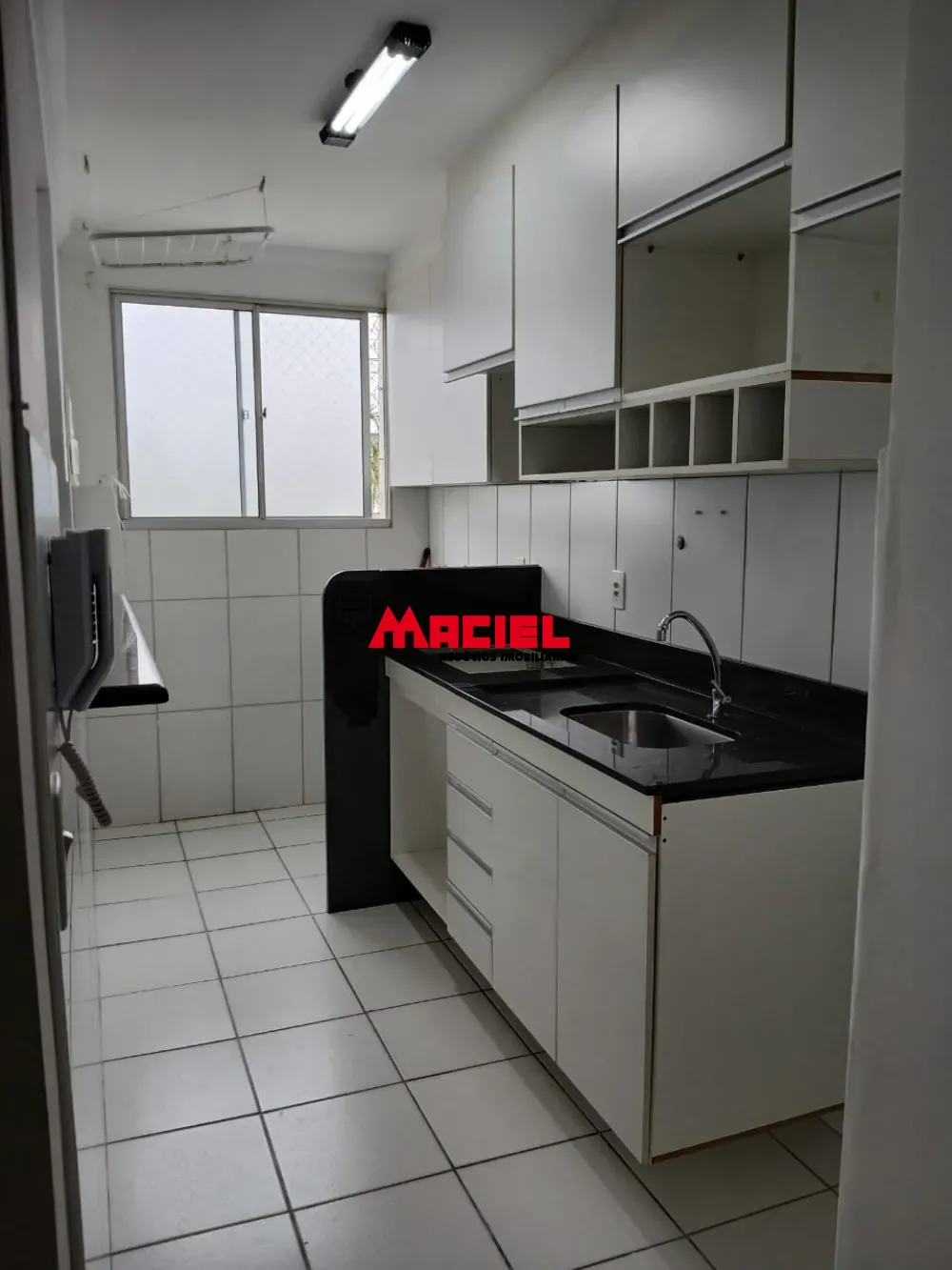 Alugar Apartamento / Padr&atilde;o em S&atilde;o Jos&eacute; dos Campos R$ 2.100,00 - Foto 5
