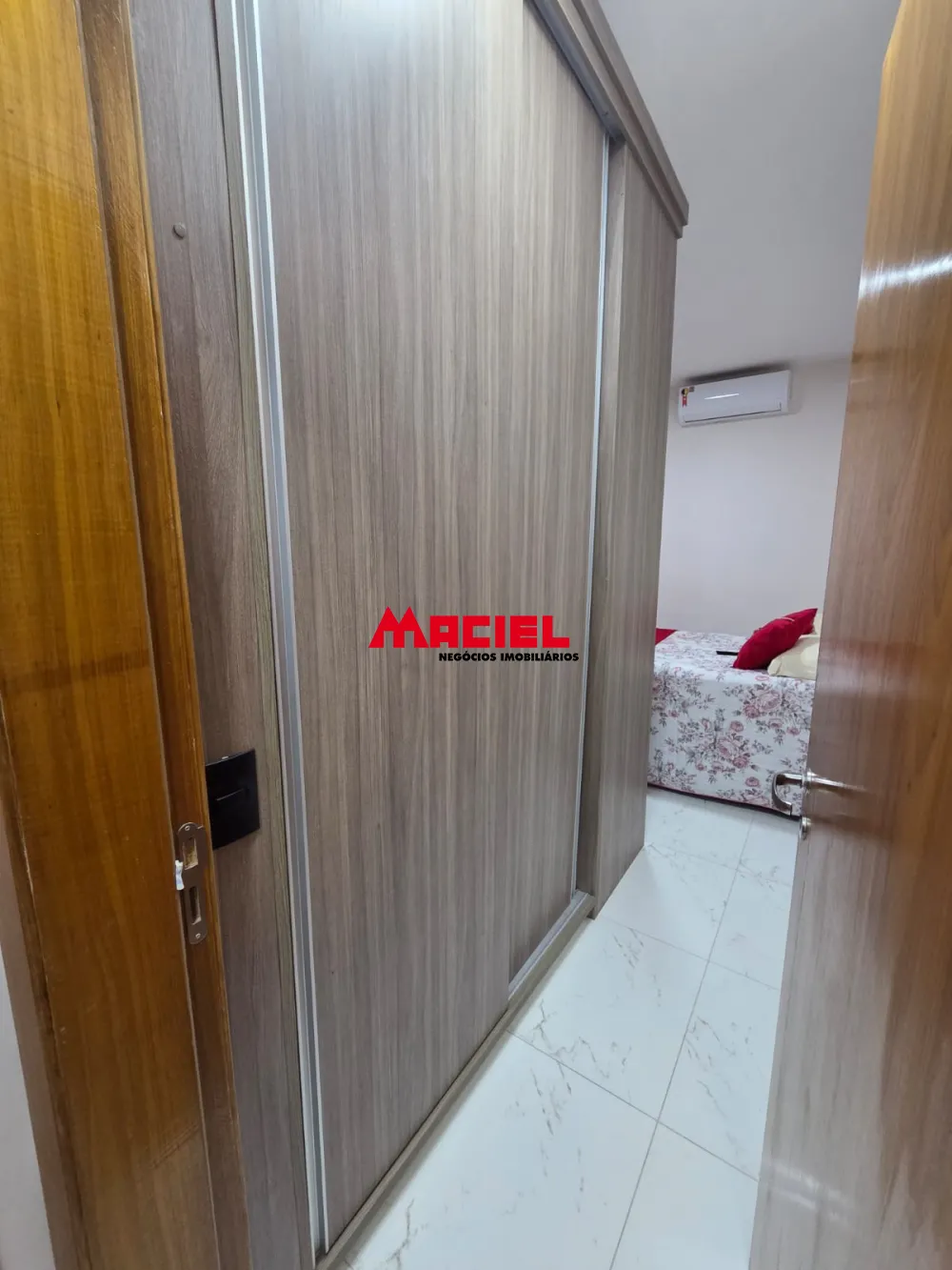 Comprar Apartamento / Padr&atilde;o em S&atilde;o Jos&eacute; dos Campos R$ 745.000,00 - Foto 17