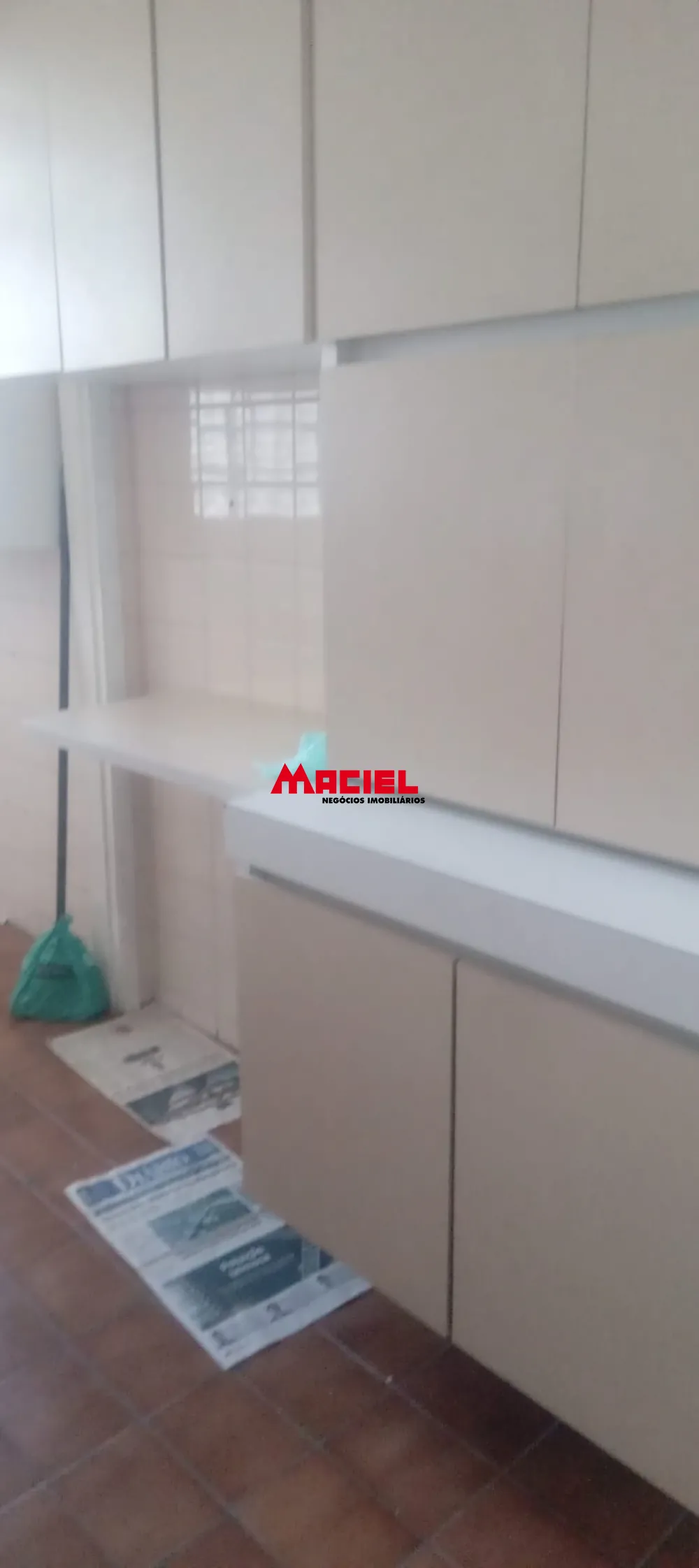 Alugar Casa / Padr&atilde;o em S&atilde;o Jos&eacute; dos Campos R$ 2.400,00 - Foto 9