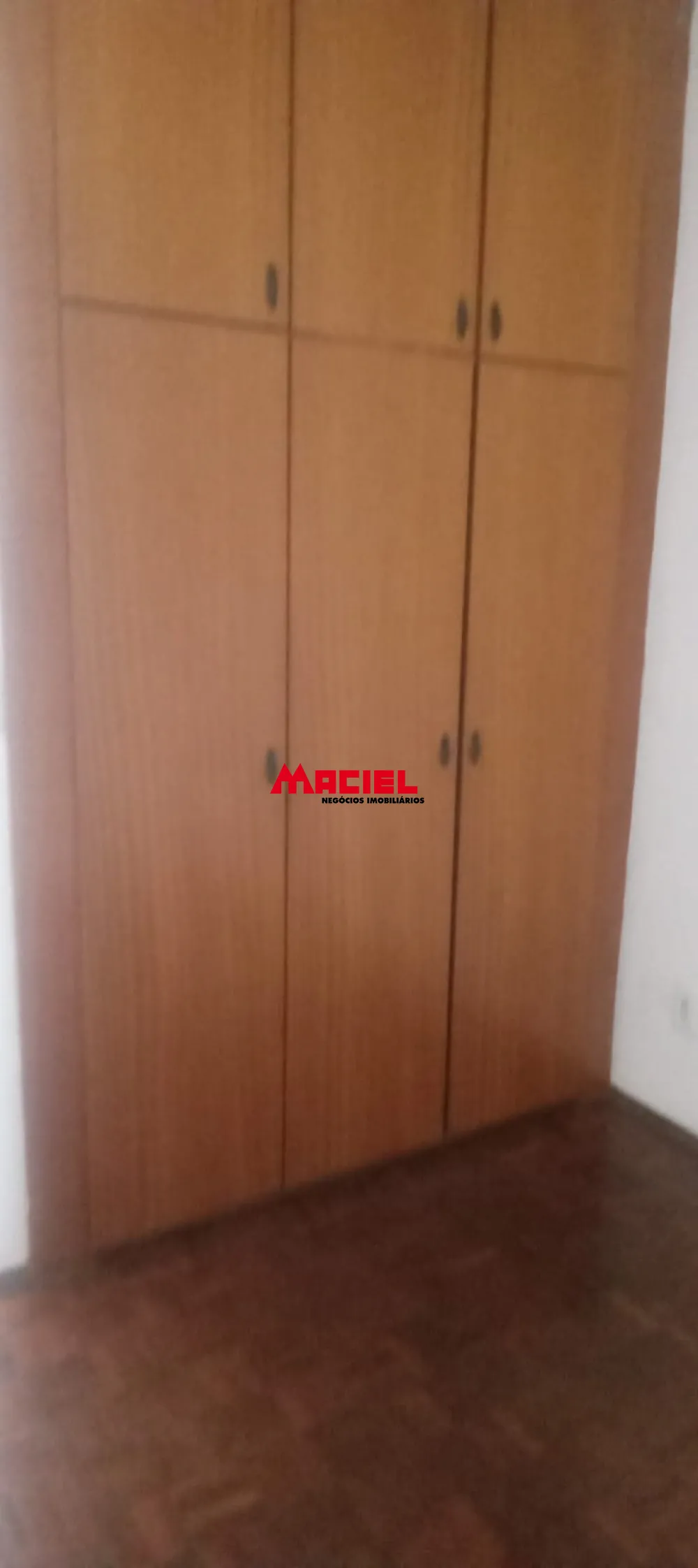 Alugar Casa / Padr&atilde;o em S&atilde;o Jos&eacute; dos Campos R$ 2.400,00 - Foto 12