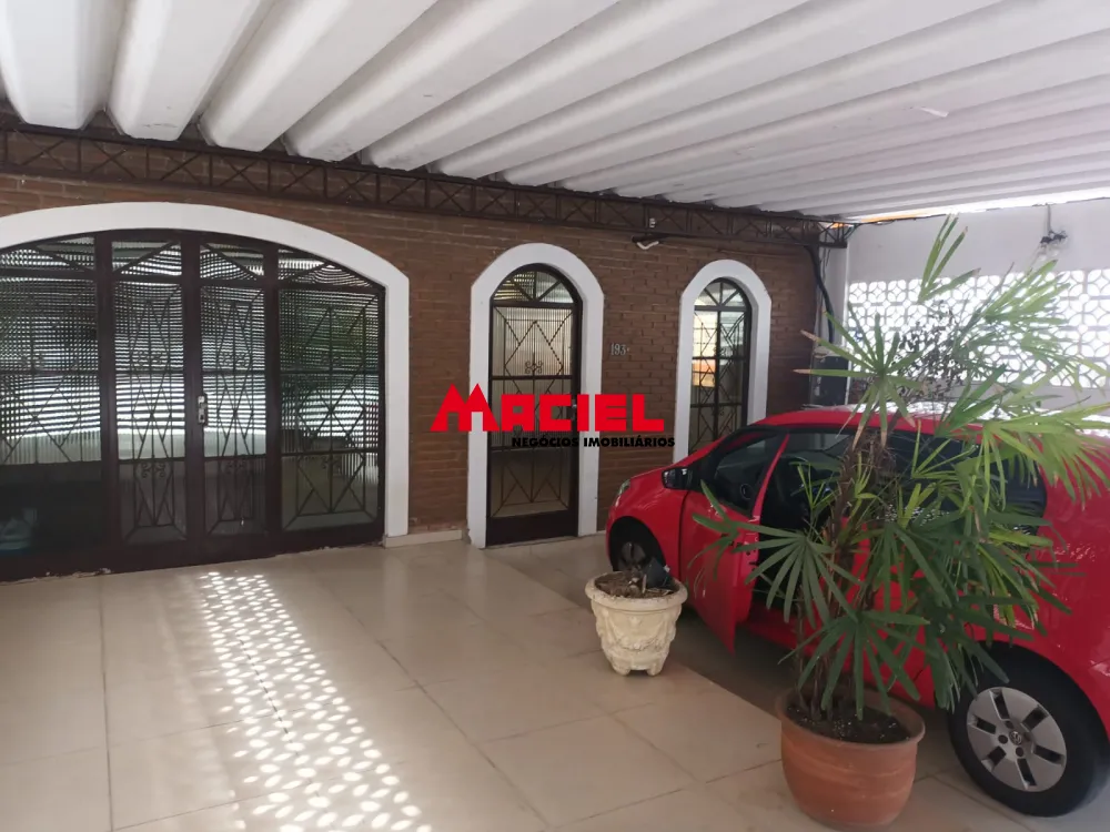 Comprar Casa / Padr&atilde;o em S&atilde;o Jos&eacute; dos Campos R$ 690.000,00 - Foto 1