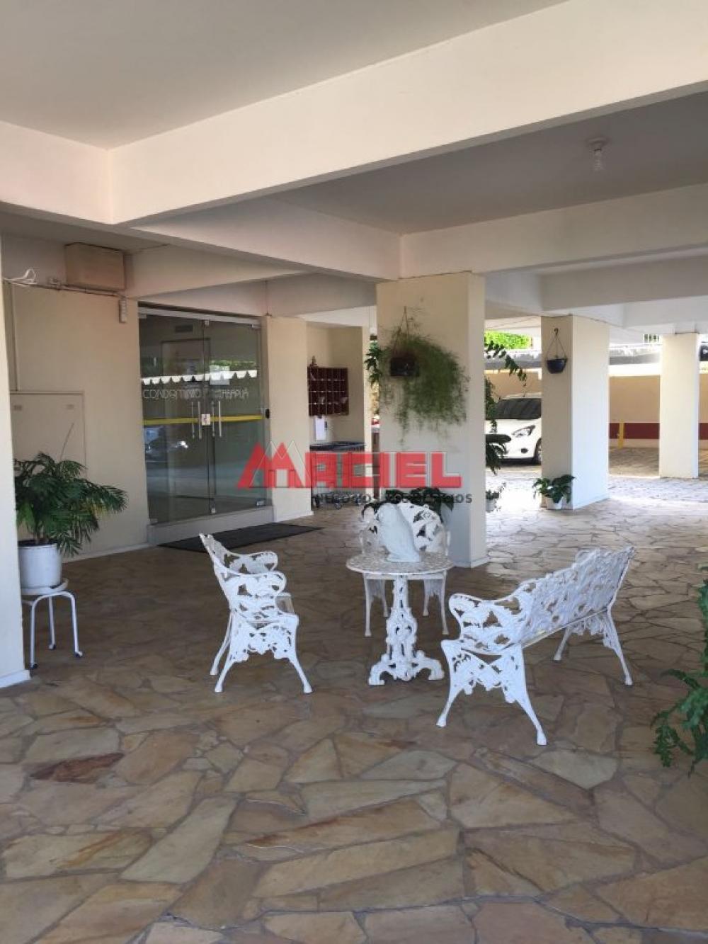 Alugar Apartamento / Padr&atilde;o em S&atilde;o Jos&eacute; dos Campos R$ 1.600,00 - Foto 11