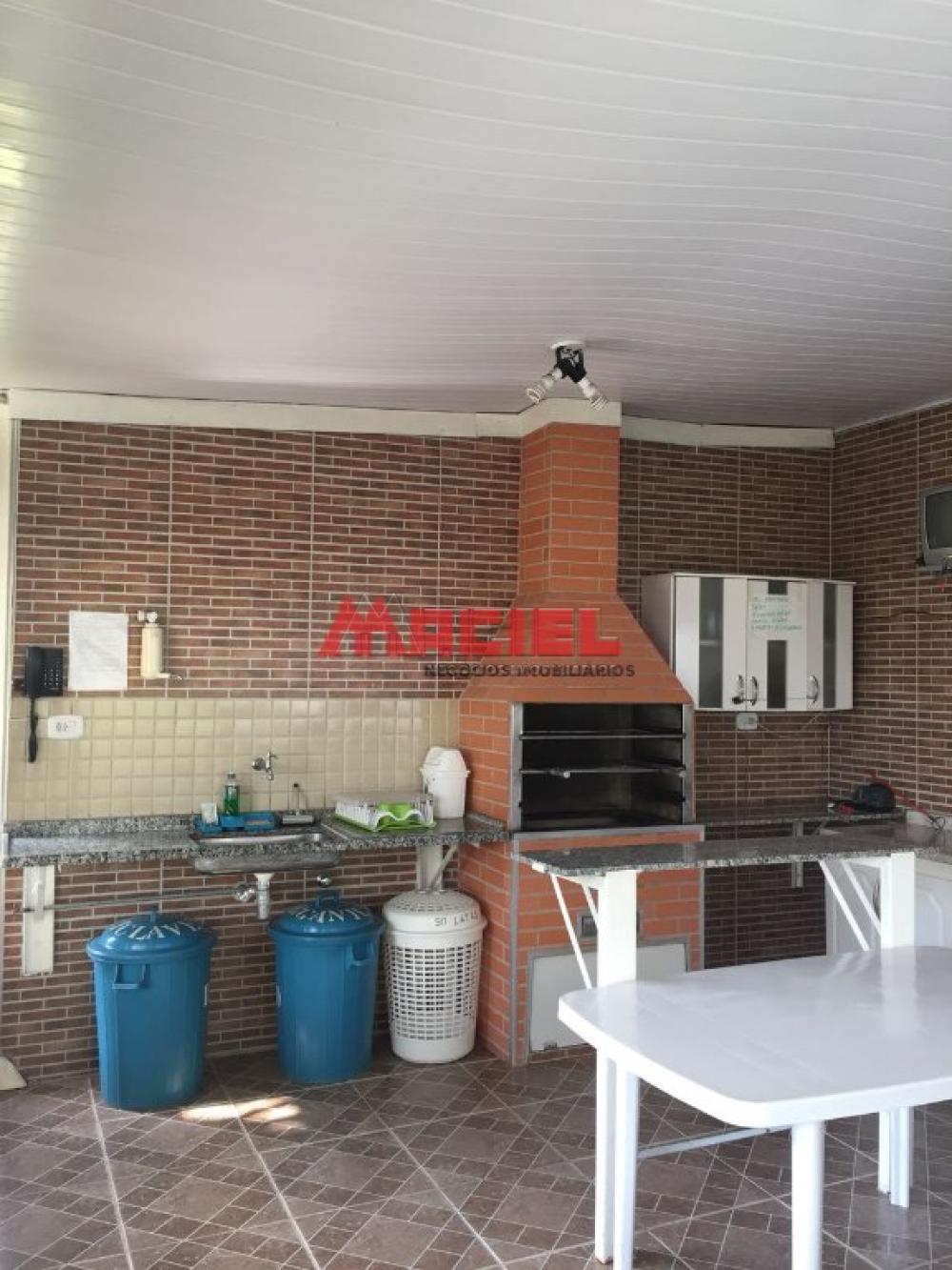Alugar Apartamento / Padr&atilde;o em S&atilde;o Jos&eacute; dos Campos R$ 1.600,00 - Foto 14