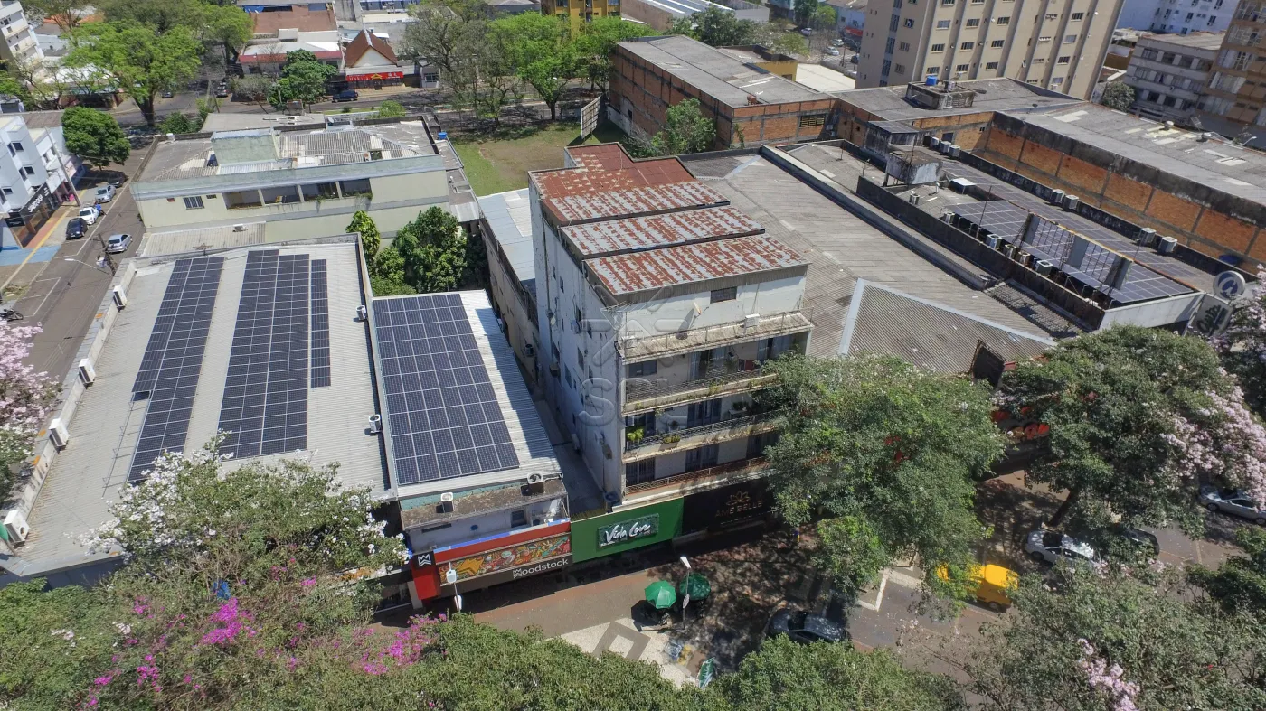 Prédio comercial em localização privilegiada, no Centro de Foz do Iguaçu.