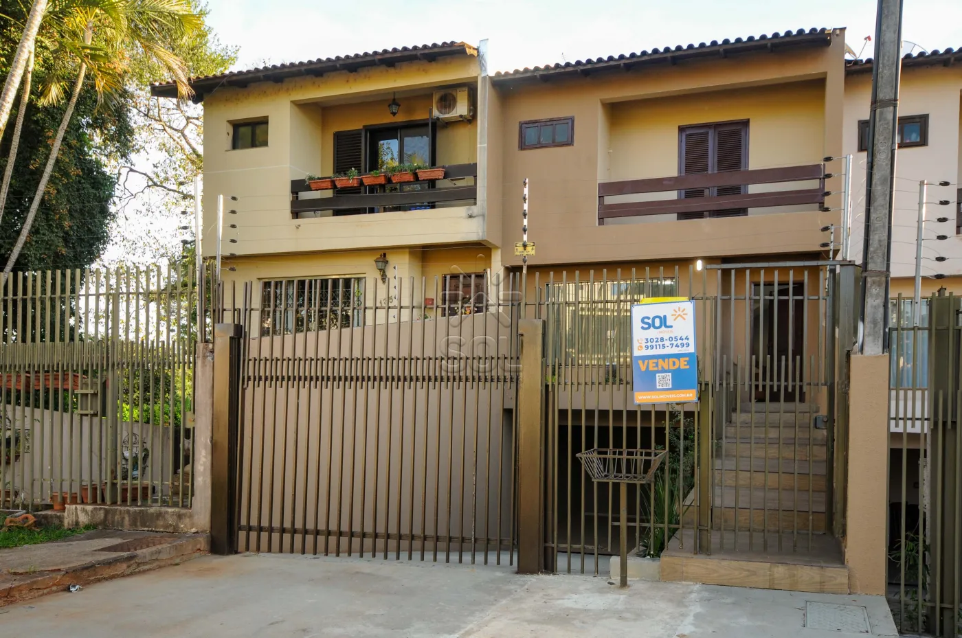 Sobrado triplex à venda, Jardim Festugato - Foz do Iguaçu, PR