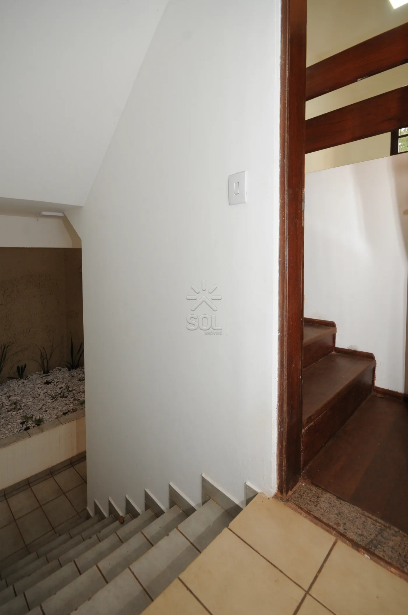 Sobrado triplex à venda, Jardim Festugato - Foz do Iguaçu, PR