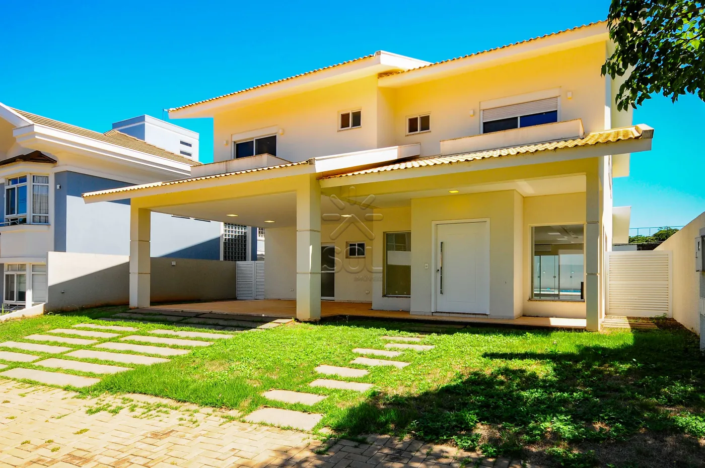 Sobrado de alto padrão à venda no Condomínio Fechado Villagio Cataratas - Foz do Iguaçu/PR