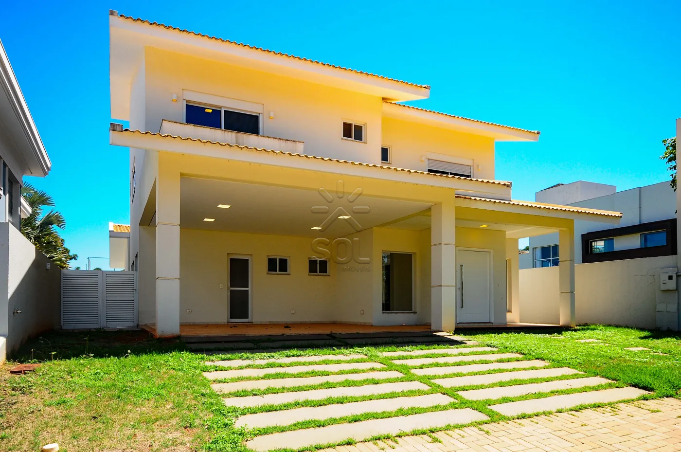 Sobrado de alto padrão à venda no Condomínio Fechado Villagio Cataratas - Foz do Iguaçu/PR