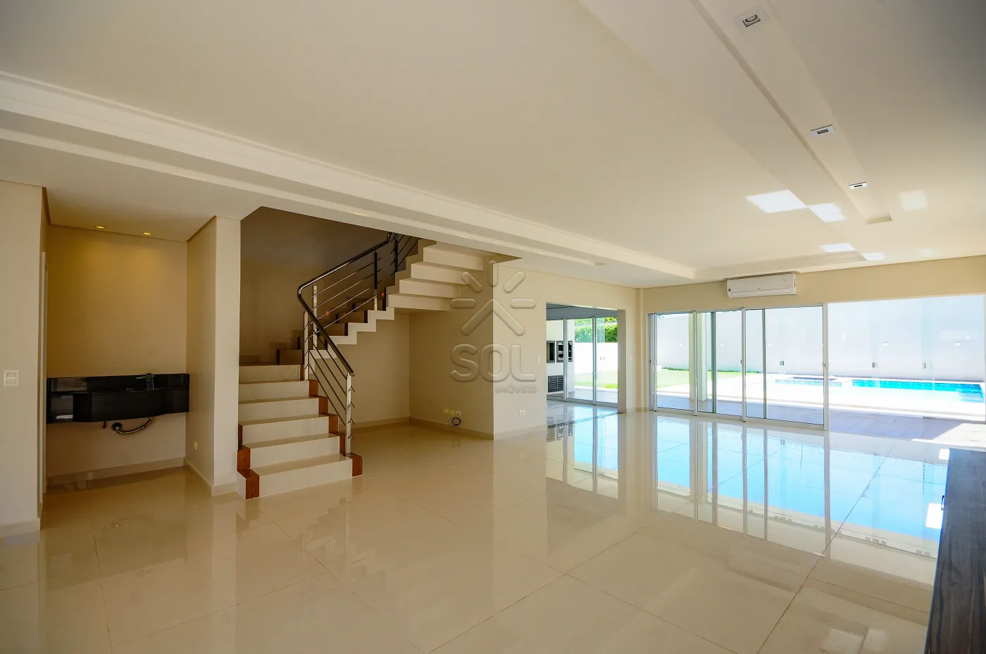 Sobrado de alto padrão à venda no Condomínio Fechado Villagio Cataratas - Foz do Iguaçu/PR