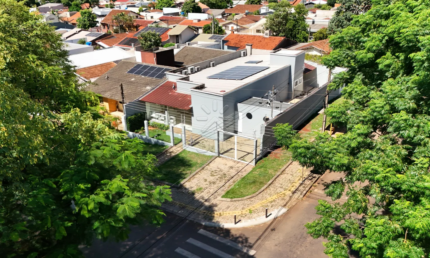 Casa moderna e mobiliada de esquina à venda no Conjunto Libra - Foz do Iguaçu!