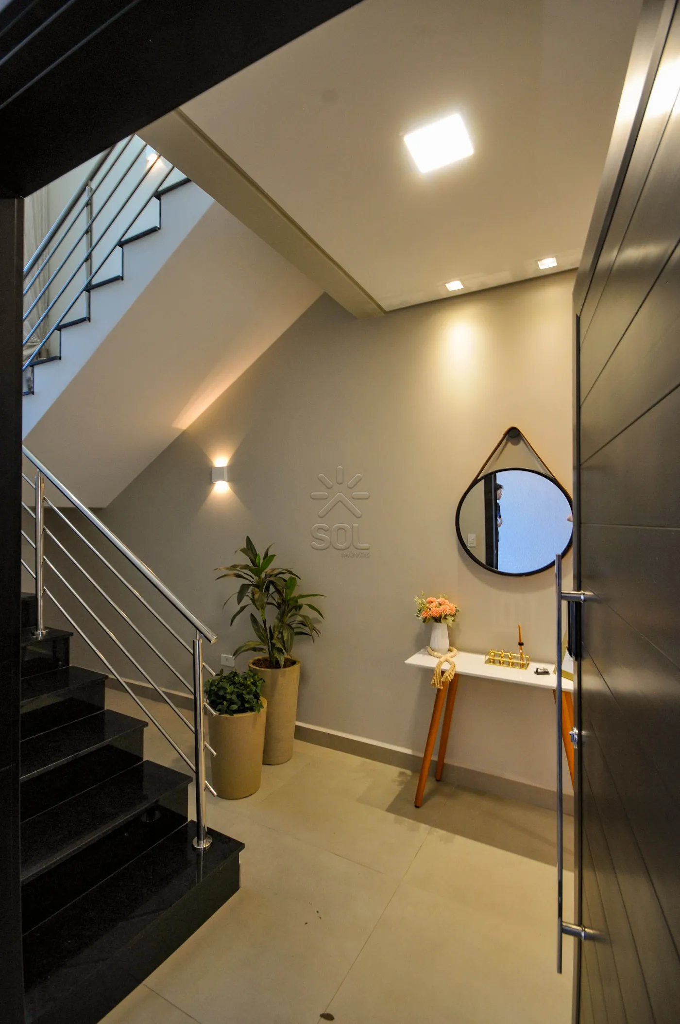 Sobrado amplo e mobiliado à venda, Vila Maria - Foz do Iguaçu/PR