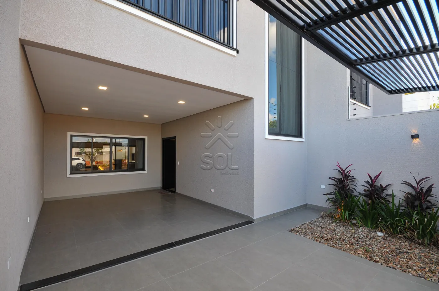 Sobrado amplo e mobiliado à venda, Vila Maria - Foz do Iguaçu/PR