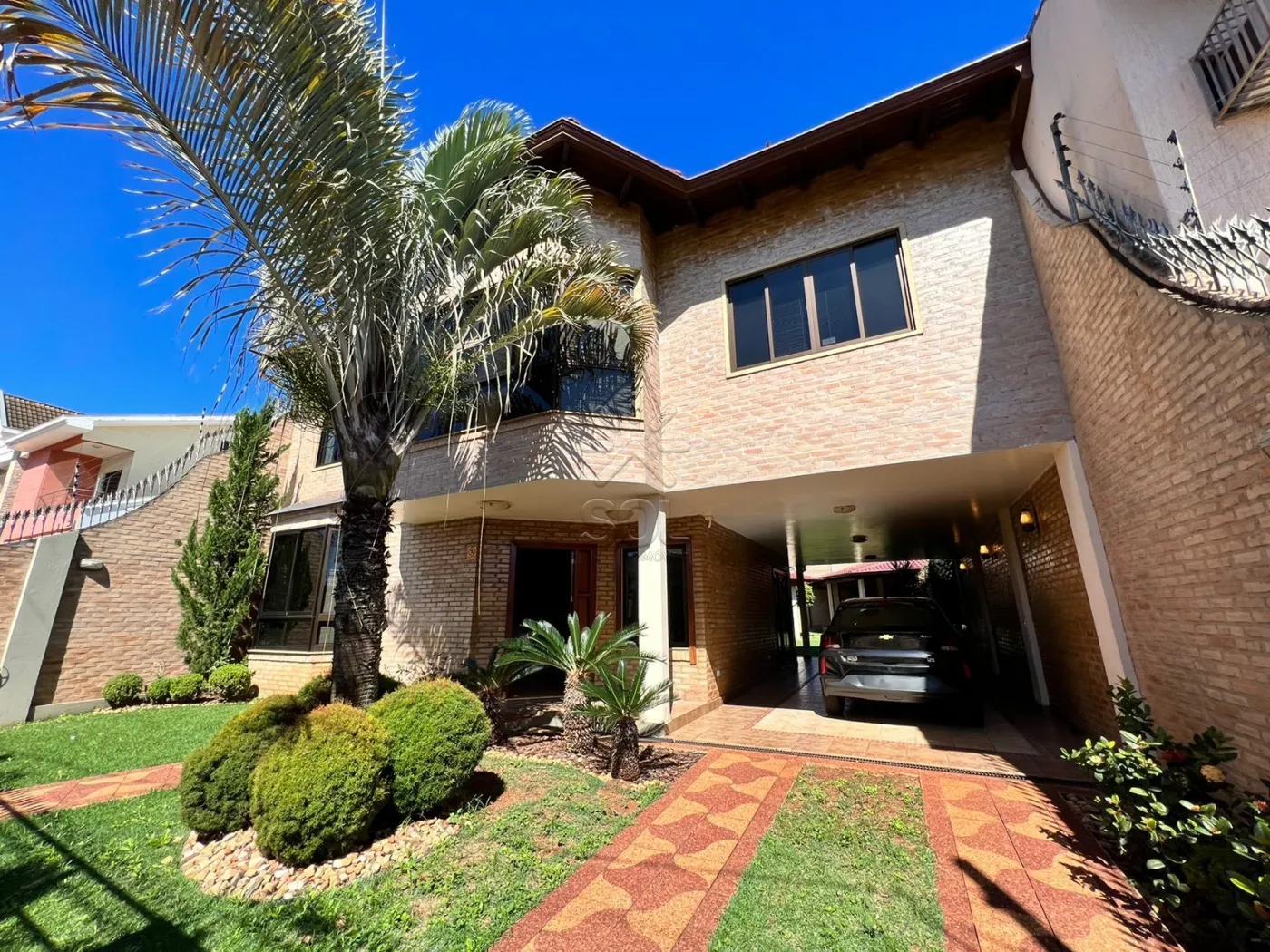 Sobrado à Venda no Jardim Panorama - Foz do Iguaçu/PR