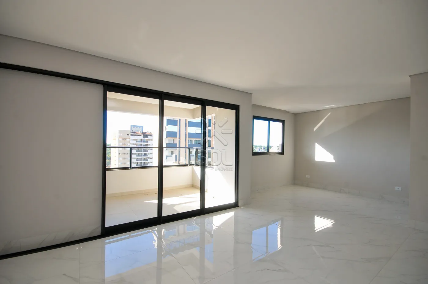 Apartamento novo e de alto padrão à venda, Edifício Renoir, Centro - Foz do Iguaçu/PR
