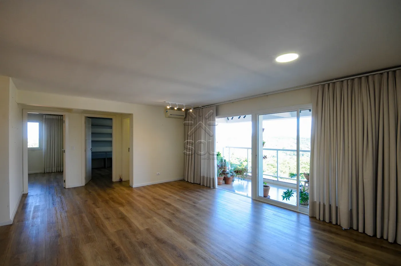 Apartamento para locação e venda, Edifício Barcelona - Foz do Iguaçu/PR